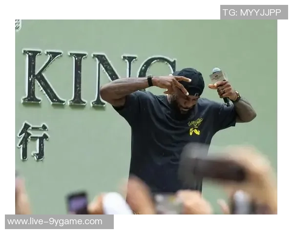 詹姆斯助力八村频频攻筐展现默契配合引发球迷热议 詹姆斯助力八村频频攻筐展现默契配合引发球迷热议