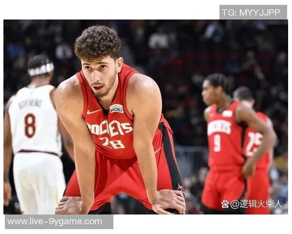 伊森新赛季表现平平场均仅得35分续约问题引发关注