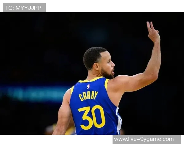 勇士高效投篮展现团队配合小佩顿强调流畅传球的重要性 勇士高效投篮展现团队配合小佩顿强调流畅传球的重要性